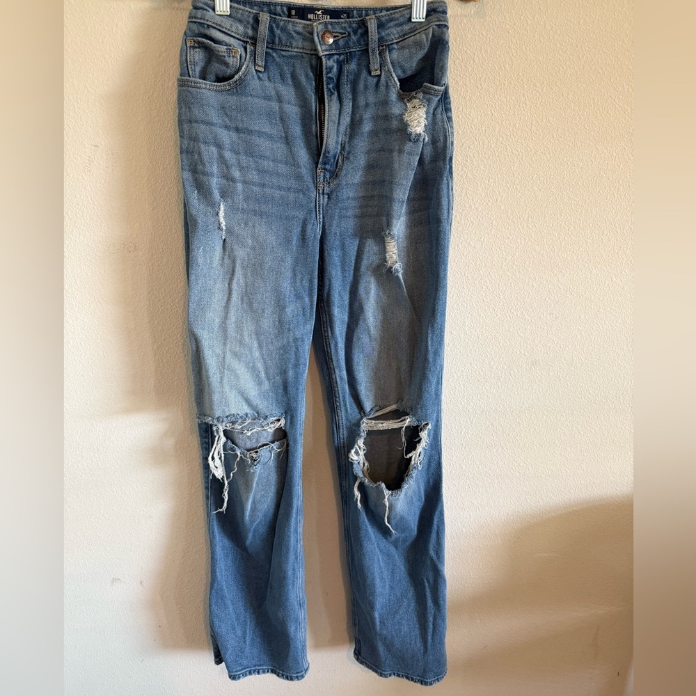 Hollister Ultra High-Rise Dad Jeans Light Blues